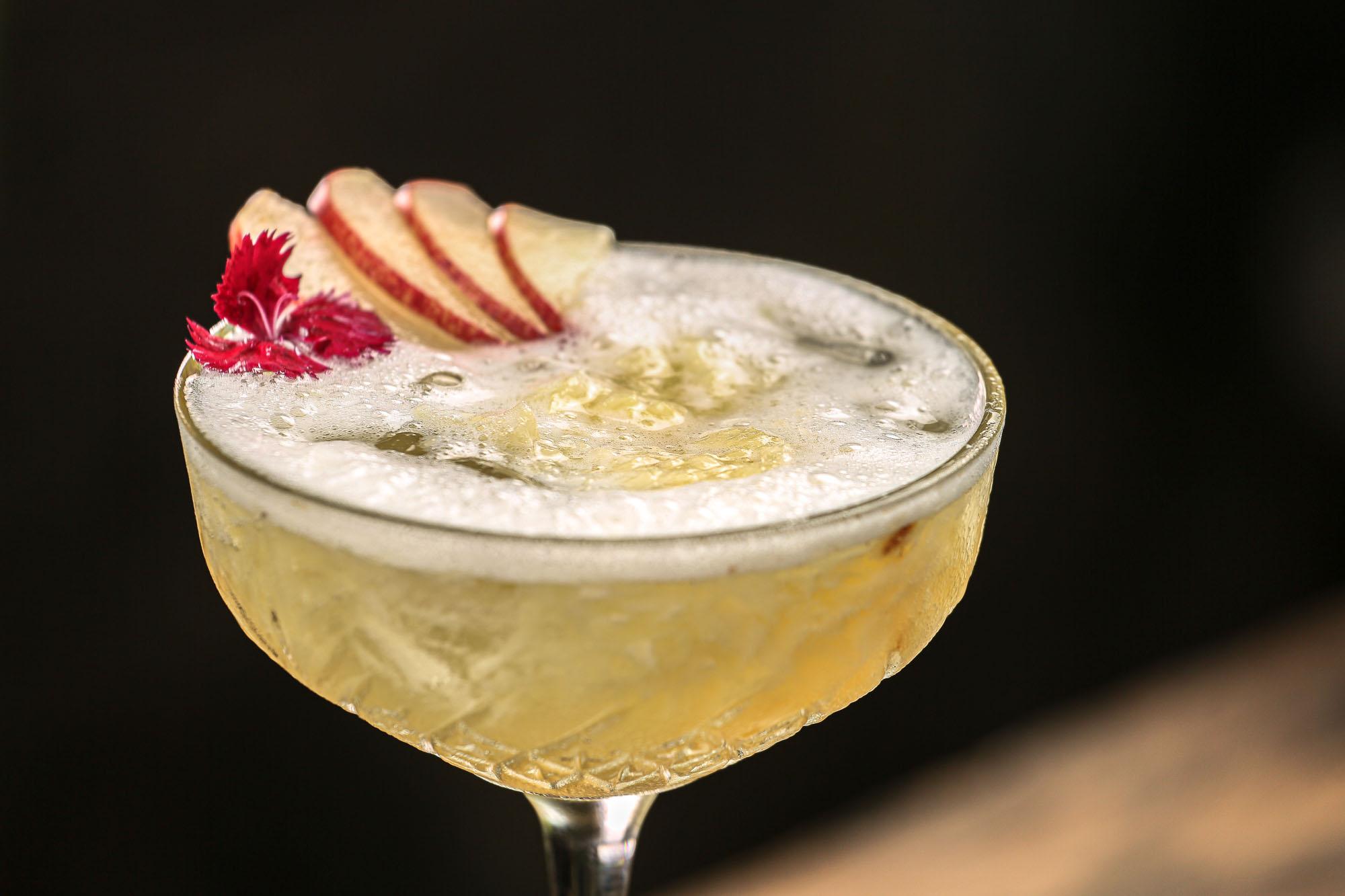 PEACH GIN