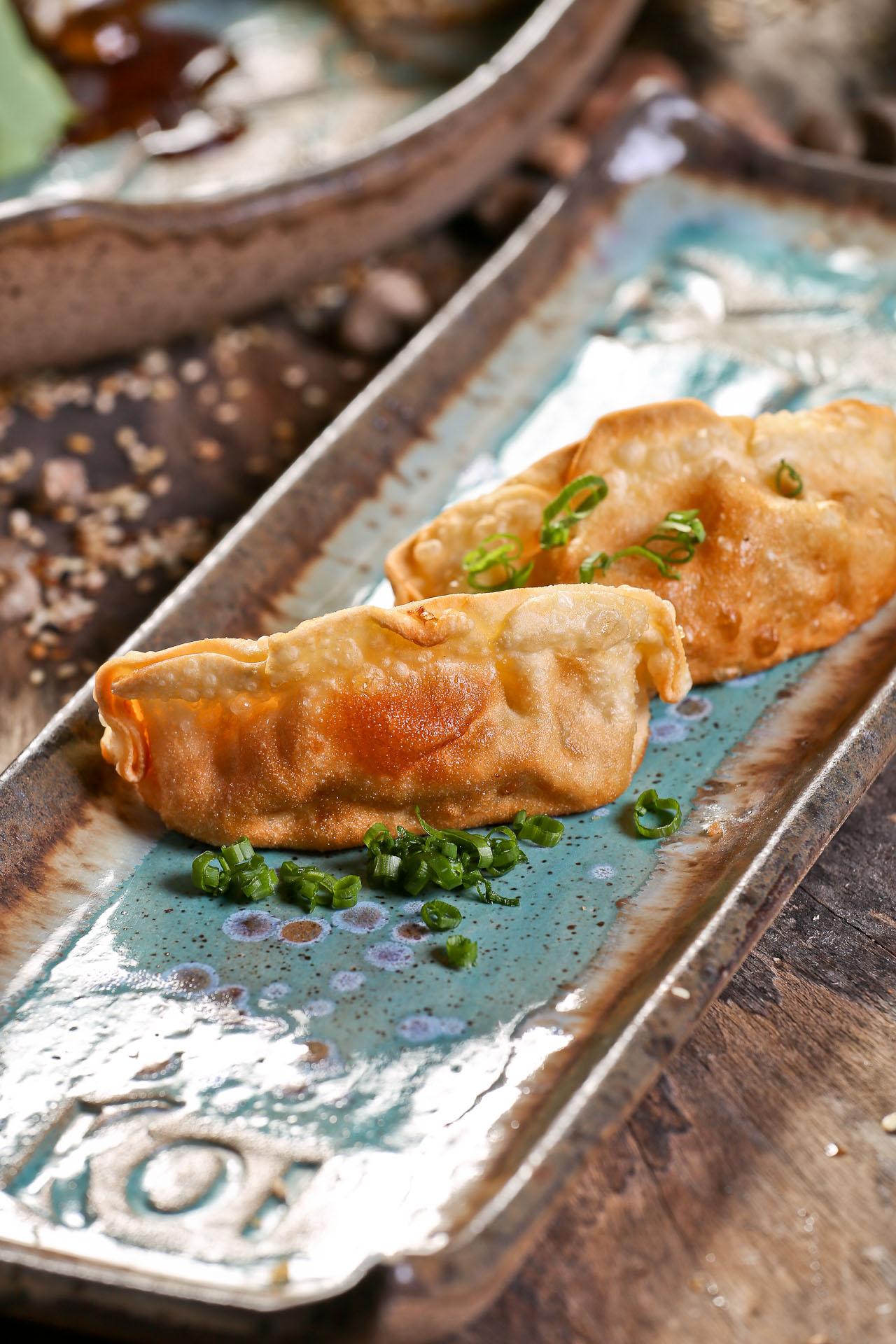 GYOZA SUÍNA (6 UNIDADES)