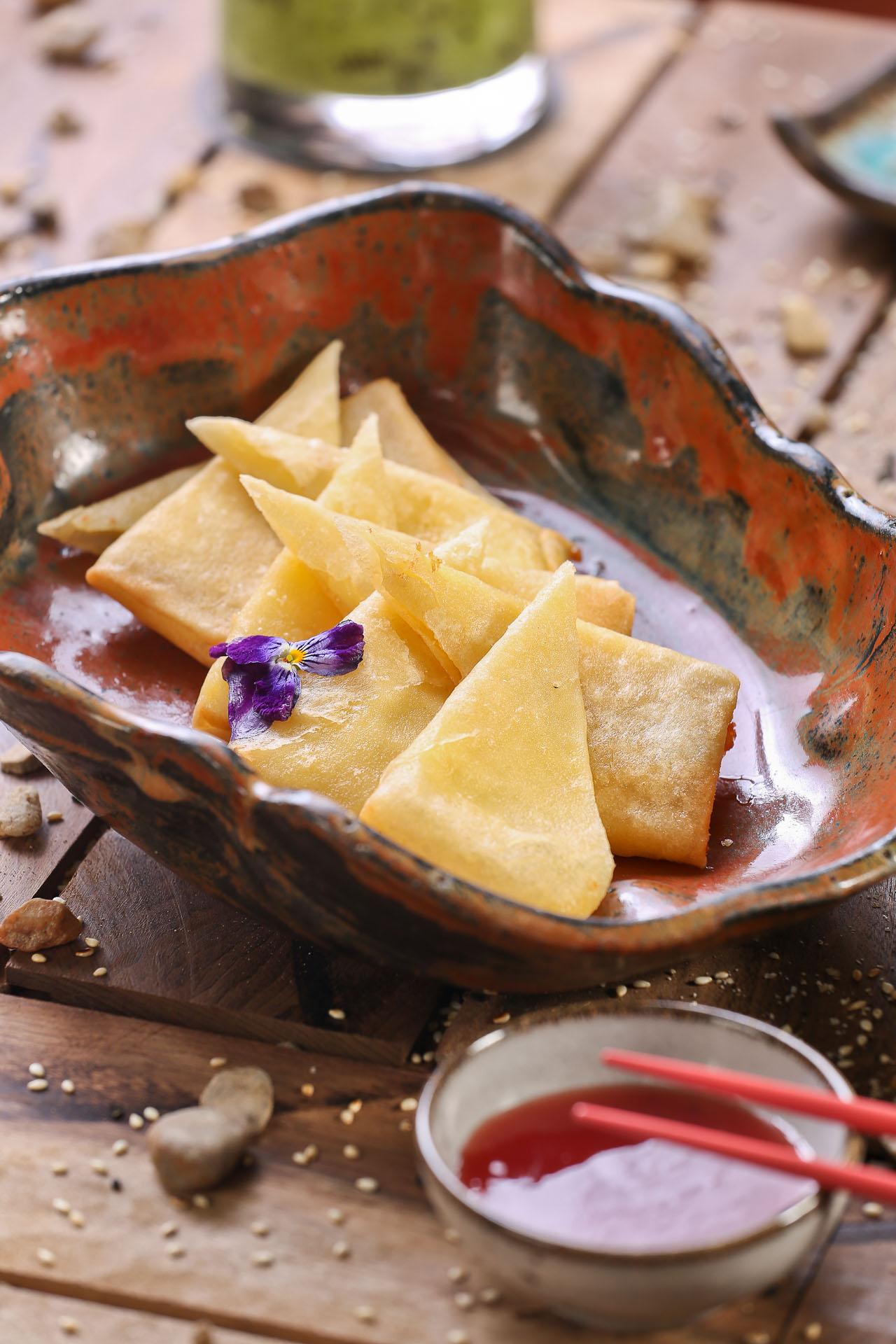 HARUMAKI DE QUEIJO (4 UNIDADES)